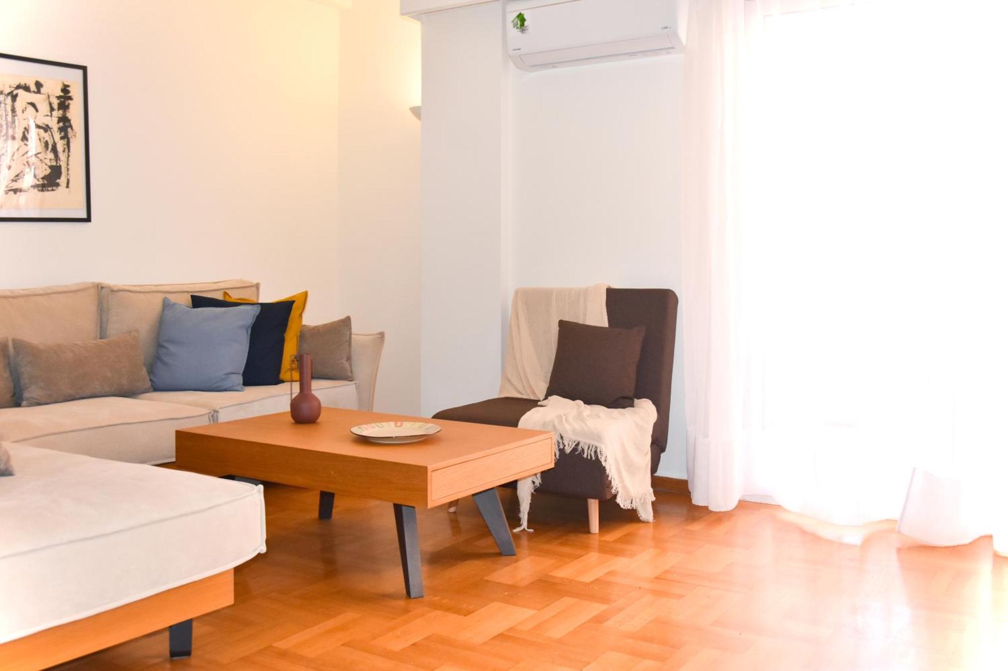 Spacious Modern Apartment In Pagkrati Athen Eksteriør billede